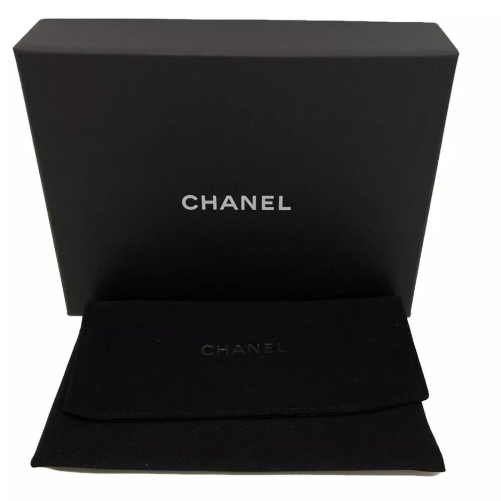 CHANEL Classic Zip Coin Purse/Matelasse  Black Caviar Skin Coin Case 696-122024 - Picture 9 of 9
